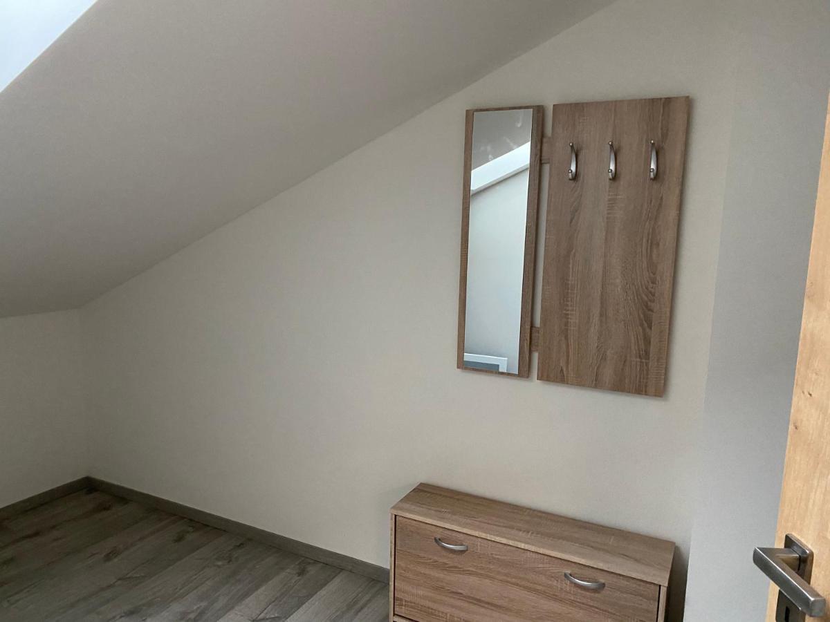 Klicperovo 2Kk Appartamento Hradec Králové Esterno foto