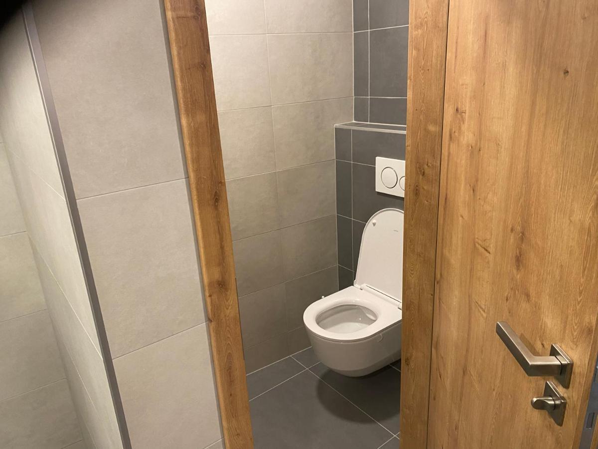 Klicperovo 2Kk Appartamento Hradec Králové Esterno foto